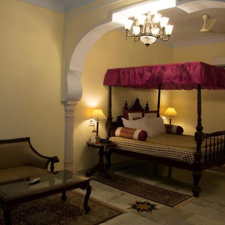 V Resorts Rajmahal أورشها المظهر الخارجي الصورة