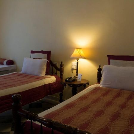V Resorts Rajmahal أورشها المظهر الخارجي الصورة