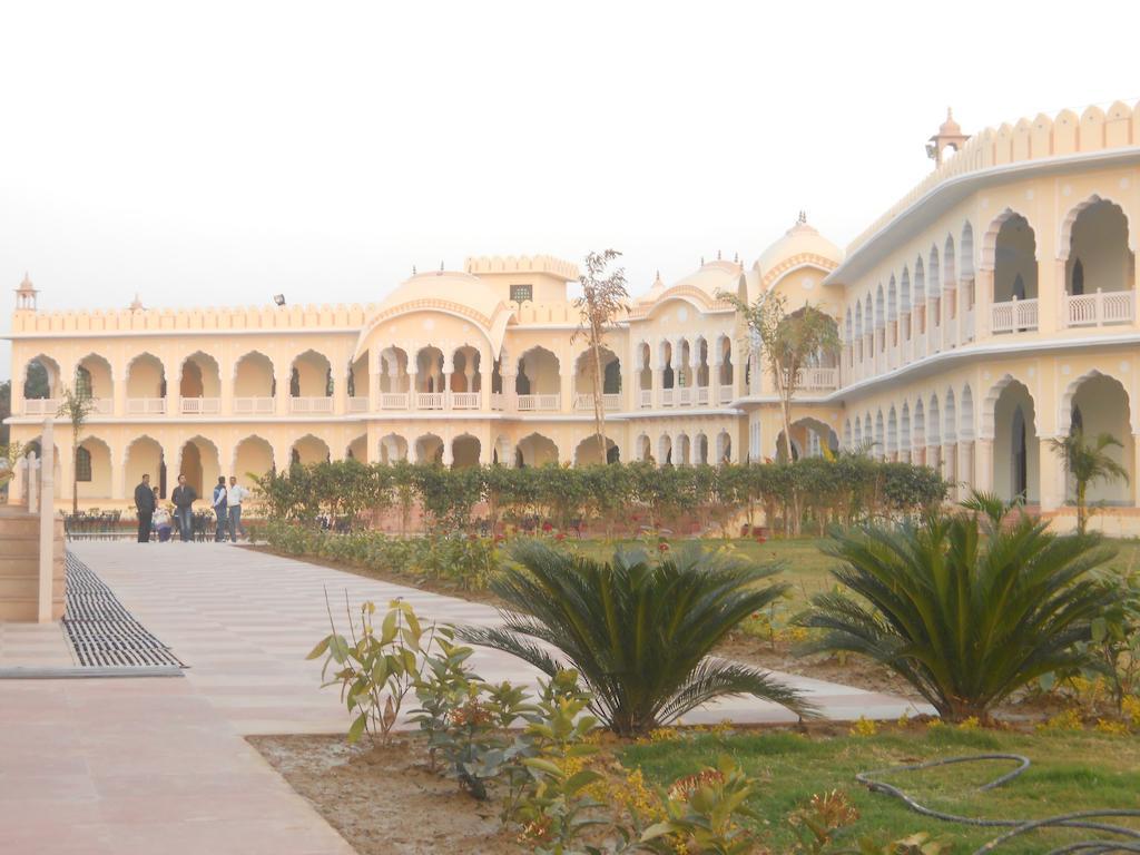 V Resorts Rajmahal أورشها المظهر الخارجي الصورة