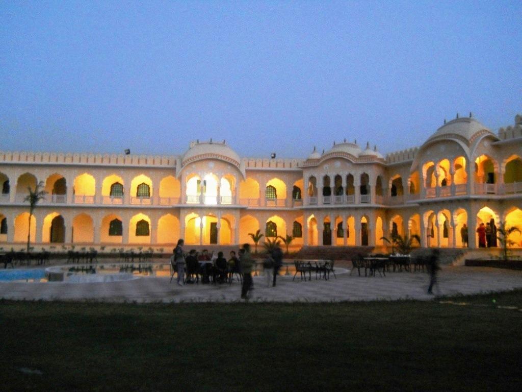 V Resorts Rajmahal أورشها المظهر الخارجي الصورة