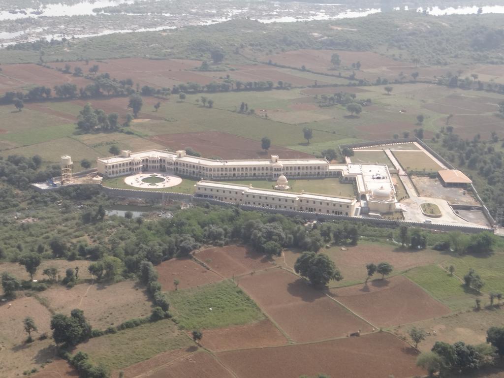 V Resorts Rajmahal أورشها المظهر الخارجي الصورة