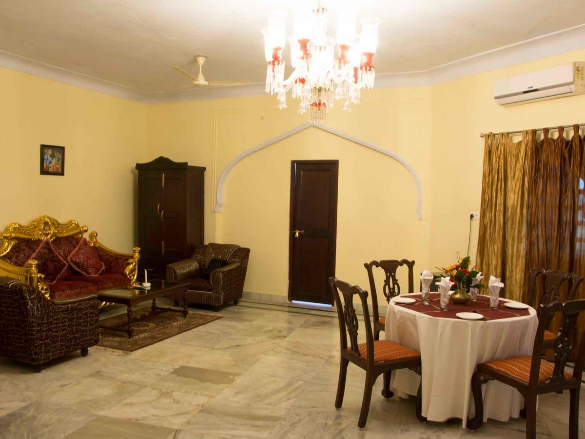 V Resorts Rajmahal أورشها المظهر الخارجي الصورة