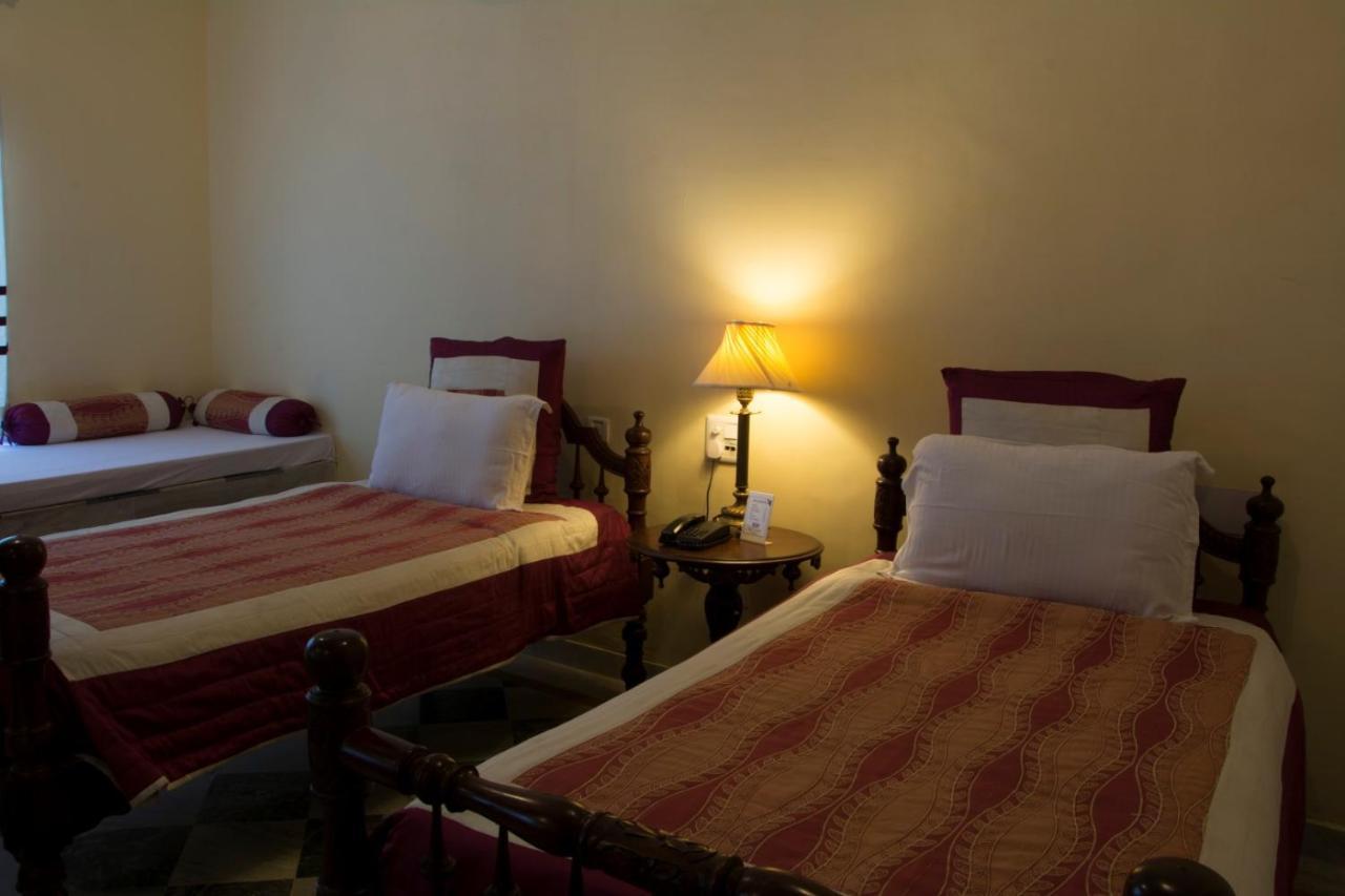 V Resorts Rajmahal أورشها المظهر الخارجي الصورة