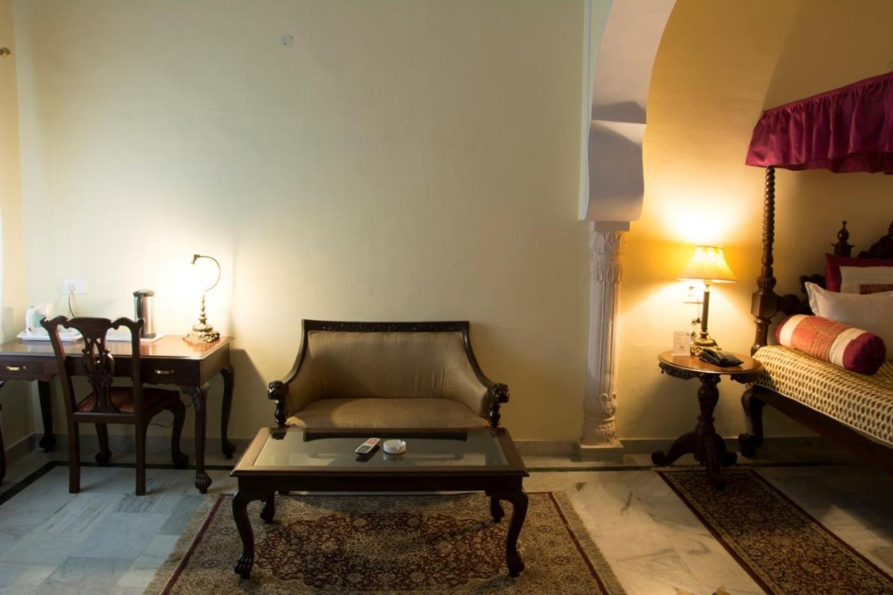V Resorts Rajmahal أورشها المظهر الخارجي الصورة