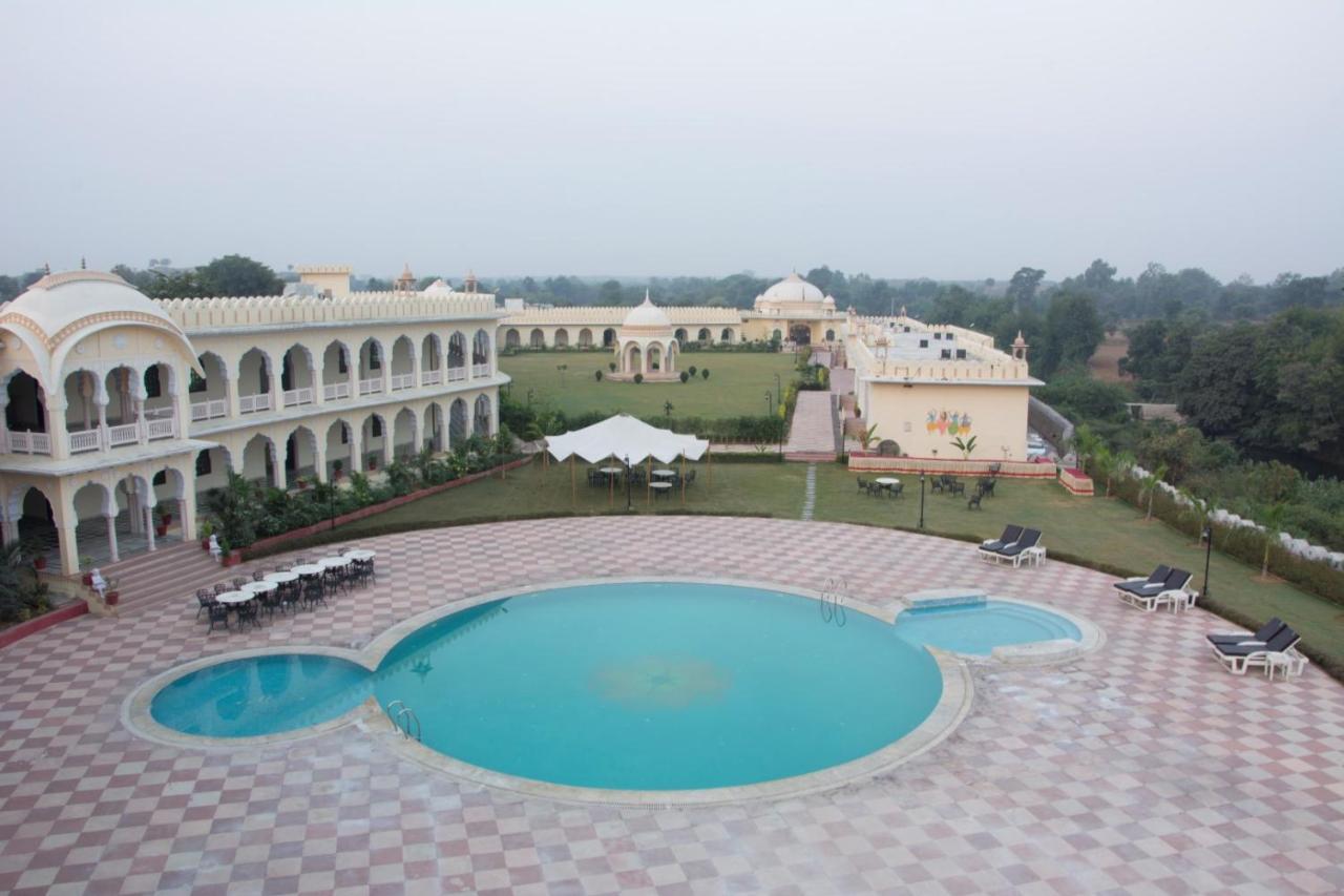 V Resorts Rajmahal أورشها المظهر الخارجي الصورة