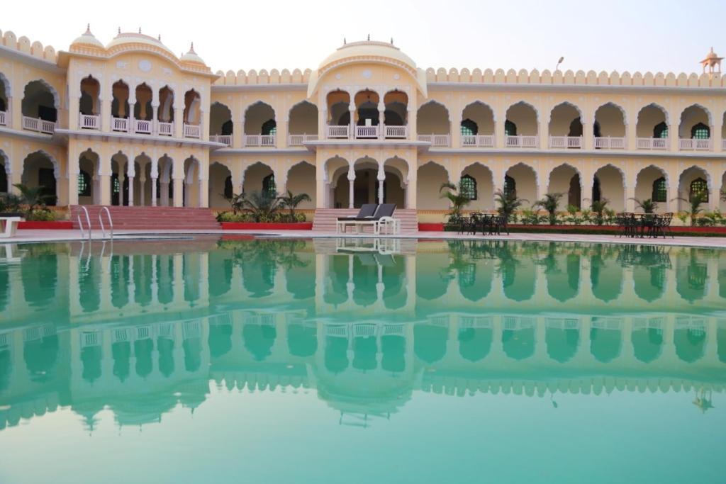 V Resorts Rajmahal أورشها المظهر الخارجي الصورة