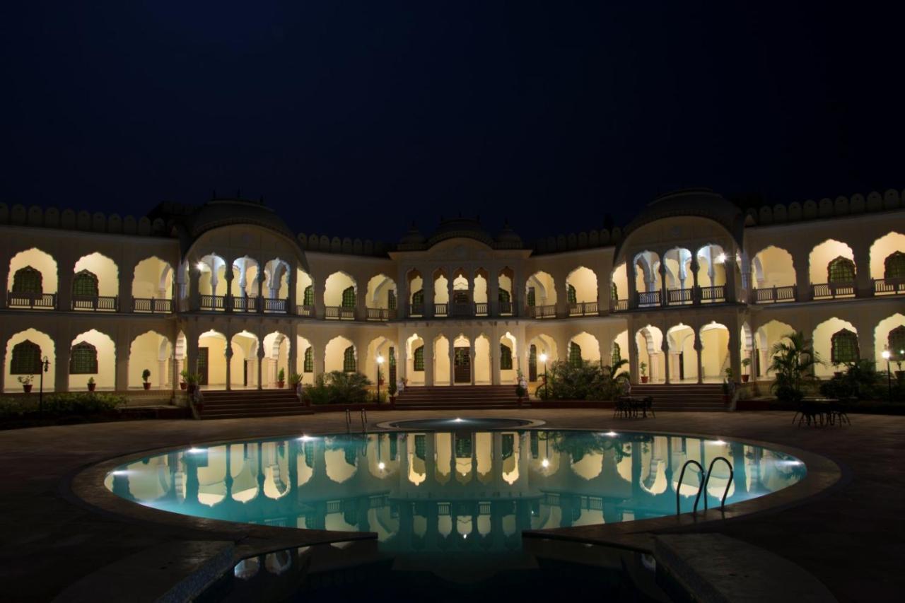 V Resorts Rajmahal أورشها المظهر الخارجي الصورة